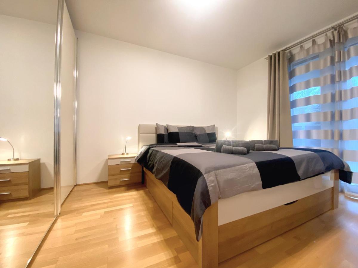 Near Lake Spacious & Furnished Beautiful Apartment Wenen Buitenkant foto
