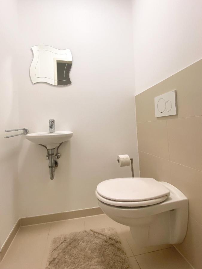 Near Lake Spacious & Furnished Beautiful Apartment Wenen Buitenkant foto